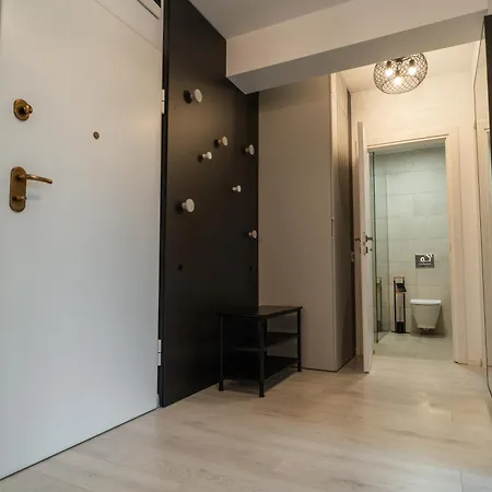 Foisorului Brand New With Huge Balcony * Bükreş