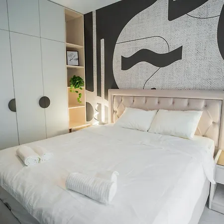 Foisorului Brand New With Huge Balcony